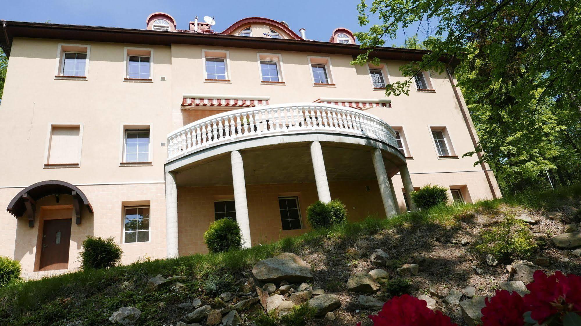 Apartahotel Grawert Boutique & 4*